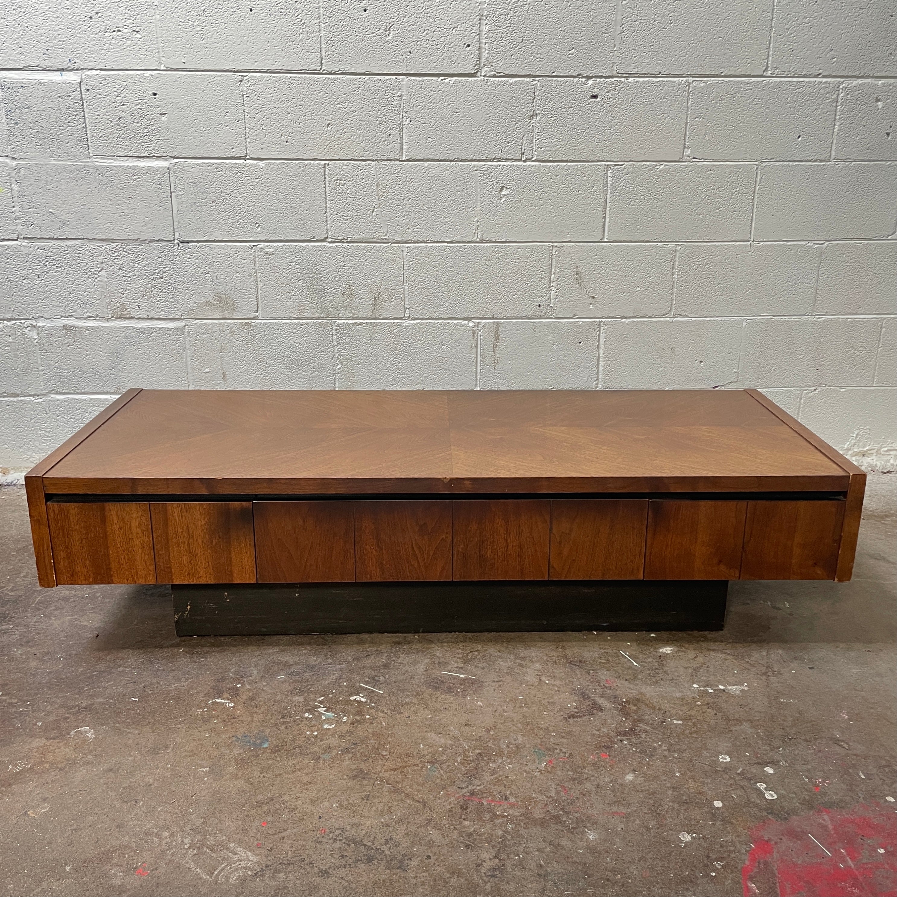 Lane Tower Suite Coffee Table