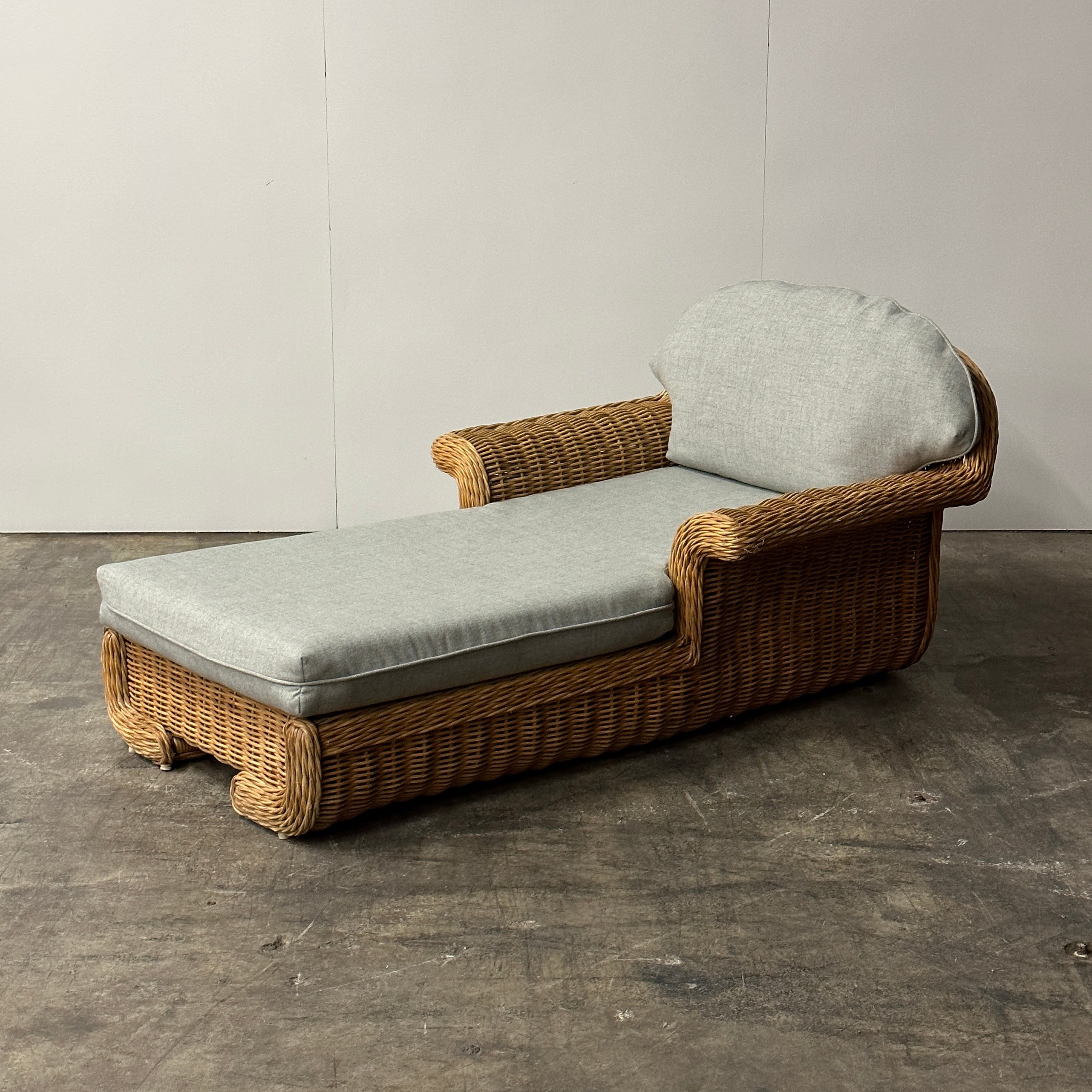 Vintage Wicker Chaise in Grey Wool