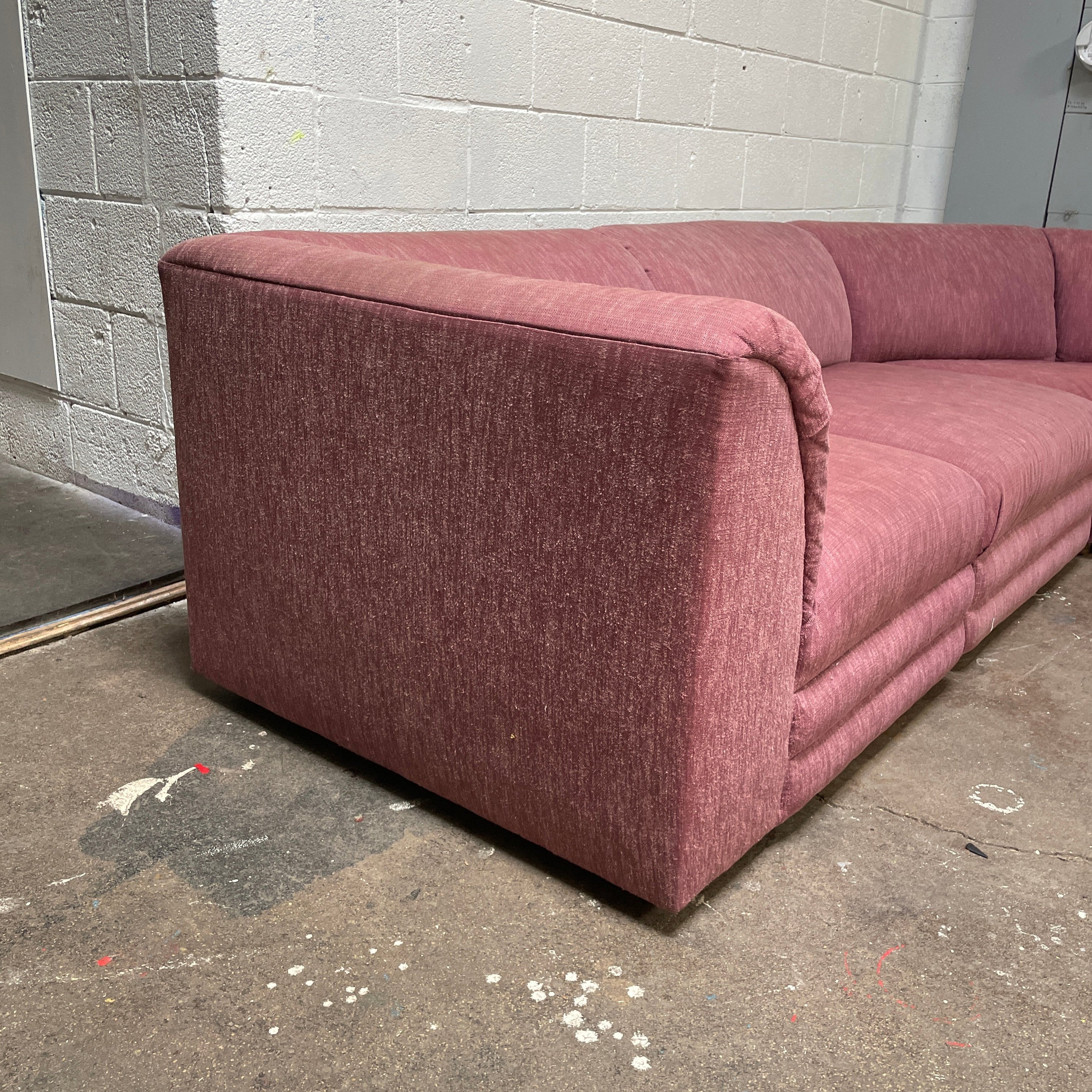 5-Piece Ribbed Sectional in Mauve